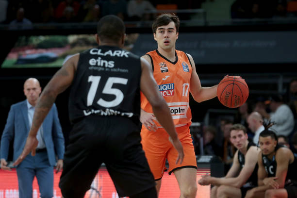 正如巴舒亚 正如巴舒亚